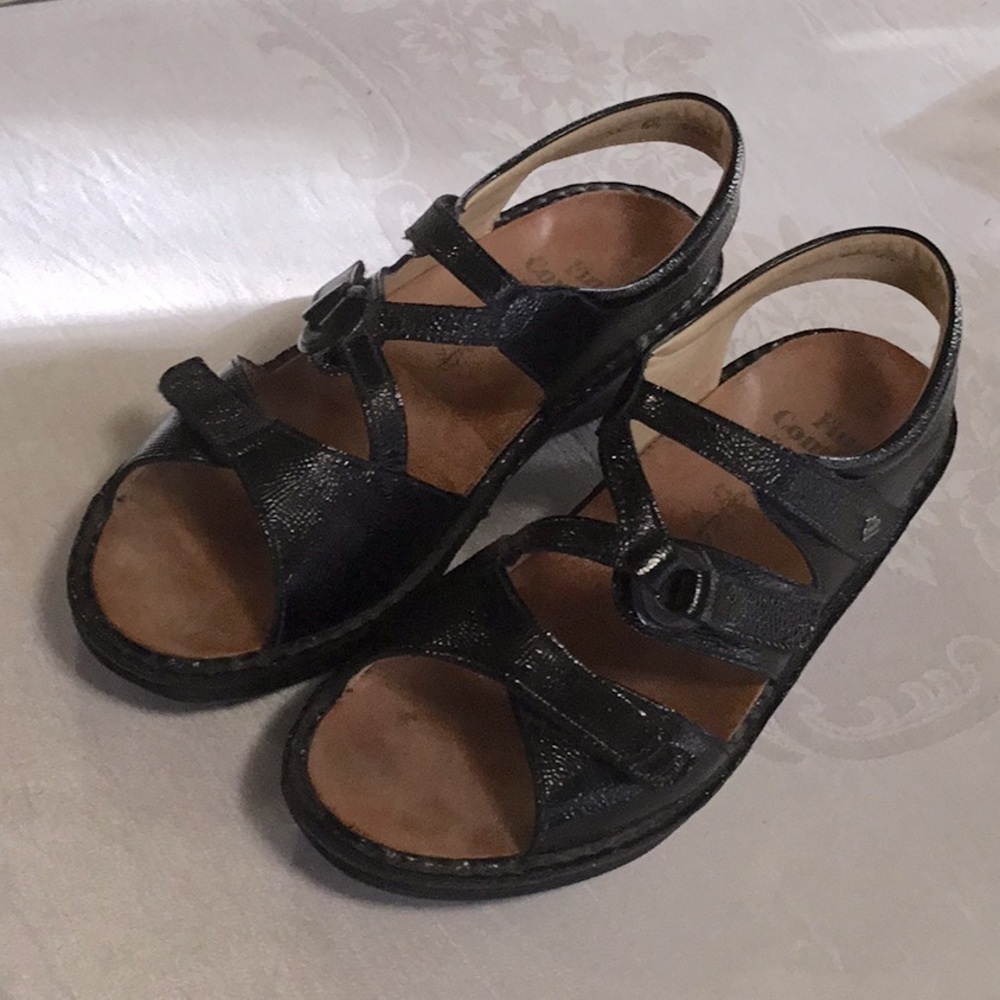 Finn Comfort Gomera Sandals of Germany - Black